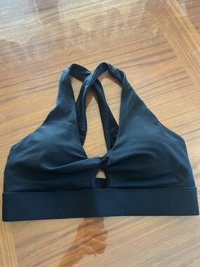 Fabletics Key-Hole Sports Bra
